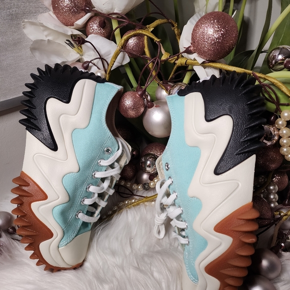 CONVERSE WMNS RUN STAR MOTION brand  new - Picture 1 of 10